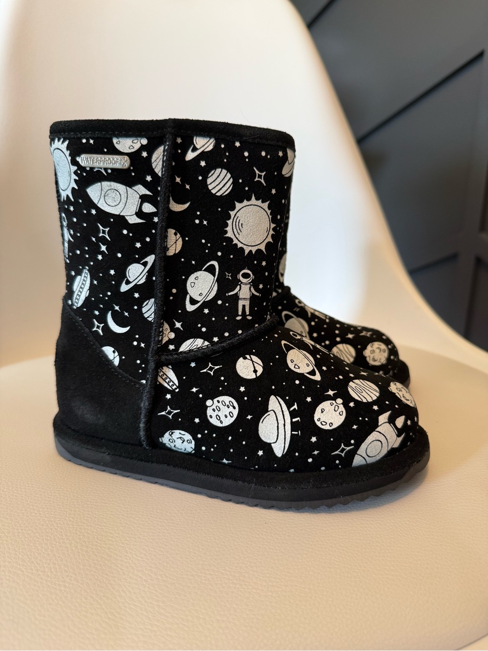 ☀️🌊 Emu Australia OuterSpace Brumby Print Cozy Boots - Black & White NWT